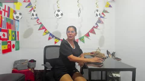 Snapshot of miss_clarepocahose chatting on 06.19.26 Clare PocaHose online show from 06.19.26