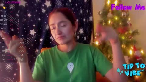 Victoria Cruz online show from 12.18.24