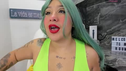 Danika online show from 11.18.25