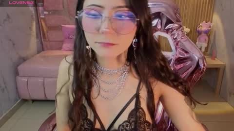 miss_devil_s online show from 02.06.26