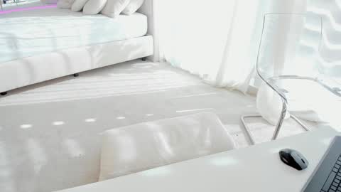 Snapshot of miss_diamond__ chatting on 10.17.25 miss_diamond__ online show from 10.17.25