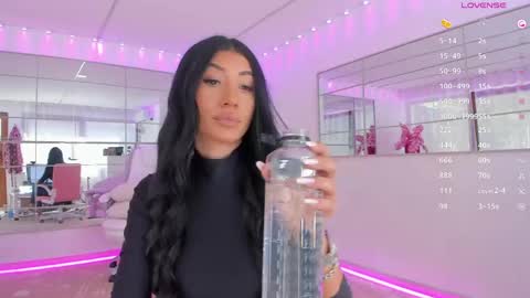 miss_diamond__ online show from 04.20.26