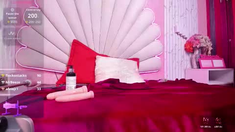 Snapshot of miss_evans_ chatting on 10.25.25 miss_evans_ online show from 10.25.25