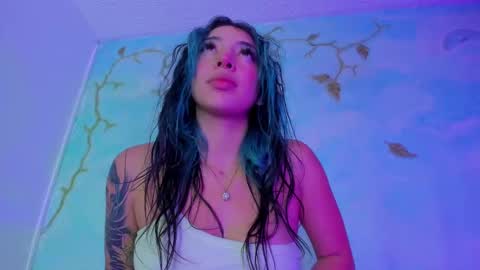 miss_evans_ online show from 11.22.25