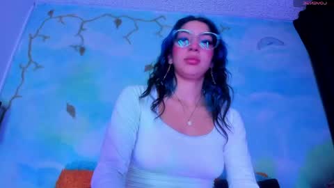 miss_evans_ online show from 04.15.26