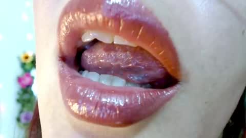 Miss Evoleth online show from 02.09.25