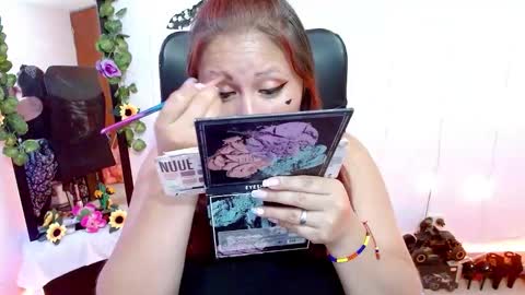 Miss Evoleth online show from 02.11.25