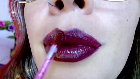 Miss Evoleth online show from 02.17.25