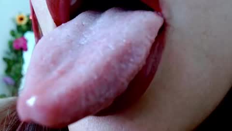 Miss Evoleth online show from 03.11.25