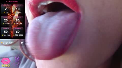 Miss Evoleth online show from 10.29.25