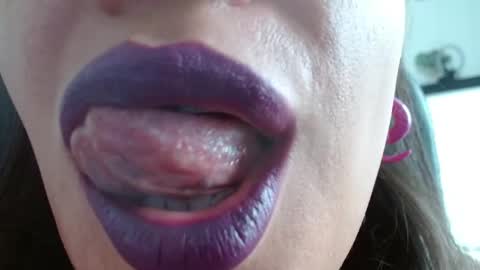 Miss Evoleth online show from 06.05.26