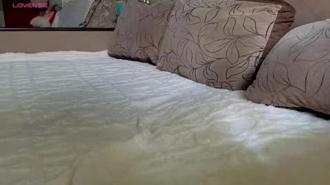 ................................ online show from 10.18.25