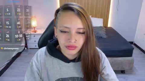 miss_foxxy_ online show from 10.24.25