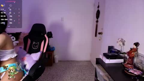 Asami  online show from 11.10.25