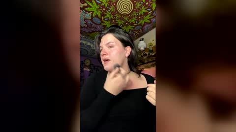 miss_honeypotpie online show from 01.13.26