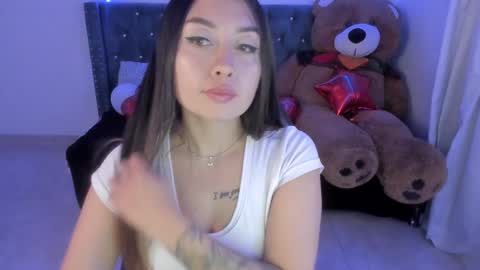 Isabella online show from 02.13.25