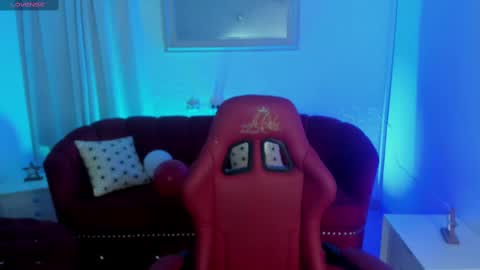 Isabella online show from 03.10.25