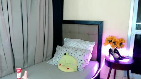 Snapshot of miss_jakilista69 chatting on 12.09.24 twinny pie online show from 12.09.24