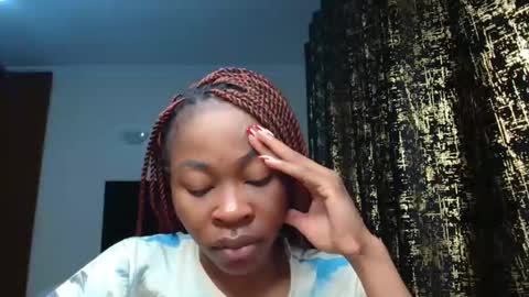 Miss Kiarrafit online show from 02.18.25
