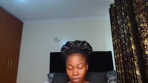 Miss Kiarrafit online show from 03.08.25