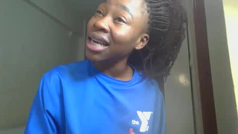 Miss Kiarrafit online show from 11.29.25