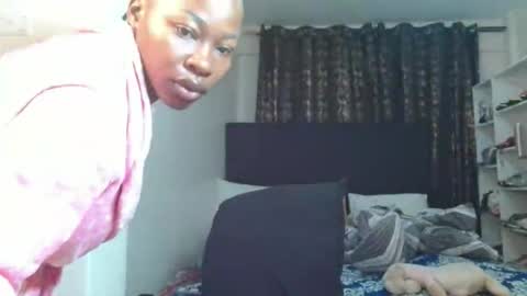 Miss Kiarrafit online show from 02.03.26