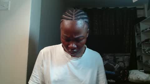 Miss Kiarrafit online show from 02.09.26