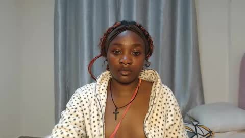 Snapshot of miss_lofti chatting on 11.04.25 Lofti online show from 11.04.25