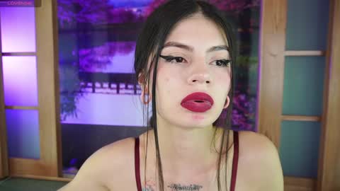 miss_lucyla online show from 12.26.24