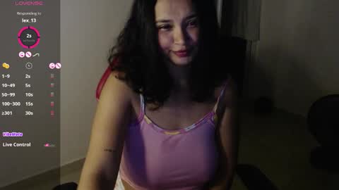 ly independent model online show from 09.15.25