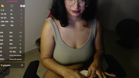 ly independent model online show from 09.26.25