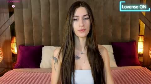 Snapshot of miss_martini chatting on 05.17.26 online show from 05.17.26