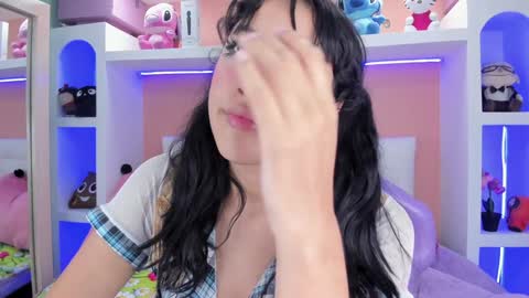 Snapshot of miss_maru chatting on 12.28.24 Maru online show from 12.28.24