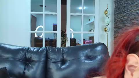 Snapshot of miss_maru chatting on 10.08.25 Maru online show from 10.08.25