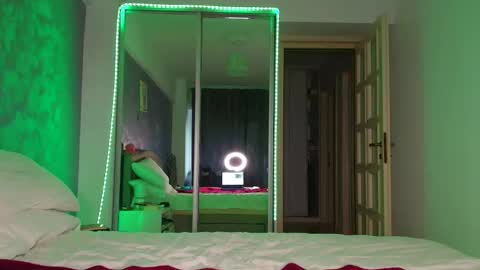 miss_medyson online show from 10.01.25