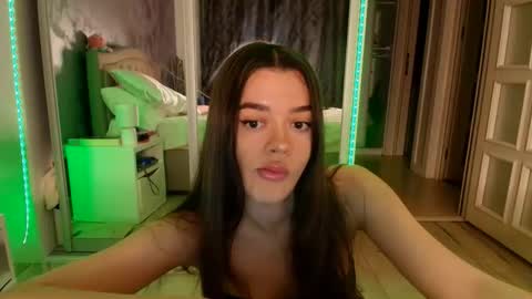 miss_medyson online show from 11.18.25