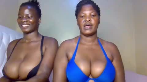 Snapshot of miss_milly1 chatting on 02.01.26 MILLY online show from 02.01.26