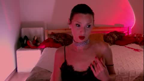 Nicol online show from 02.23.25