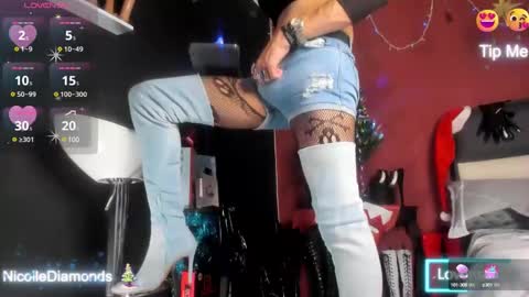 Miss Nicole online show from 12.21.24