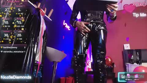 Miss Nicole online show from 02.12.25