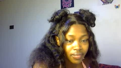 Snapshot of miss_sexyyy chatting on 10.14.25 miss_sexyyy online show from 10.14.25