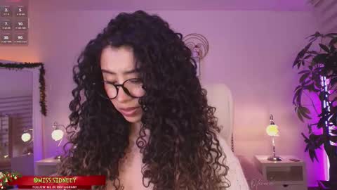 Amy Olivera online show from 12.04.25