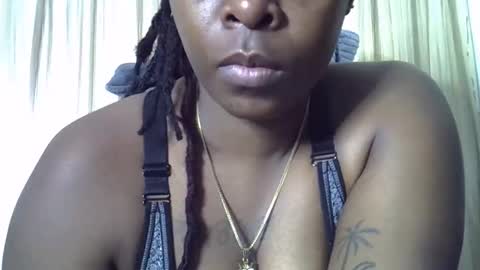 Snapshot of miss_sinphoria chatting on 10.23.25 Miss online show from 10.23.25