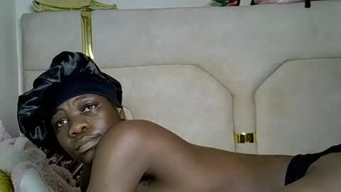 Snapshot of miss_squirty2 chatting on 06.25.26 jasmine online show from 06.25.26