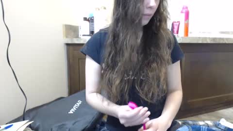 Bella online show from 02.15.25