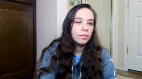 Snapshot of miss_sunshine01 chatting on 06.08.26 Bella online show from 06.08.26