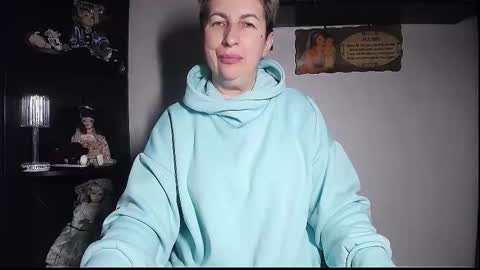 Snapshot of miss_tasha_kom chatting on 10.26.25 miss_tasha_kom online show from 10.26.25