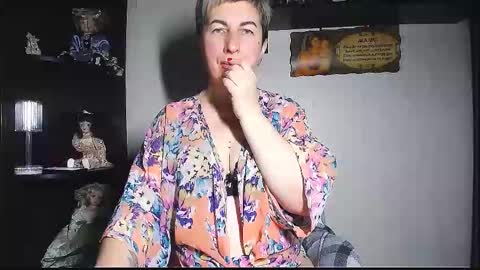 Snapshot of miss_tasha_kom chatting on 11.07.25 miss_tasha_kom online show from 11.07.25