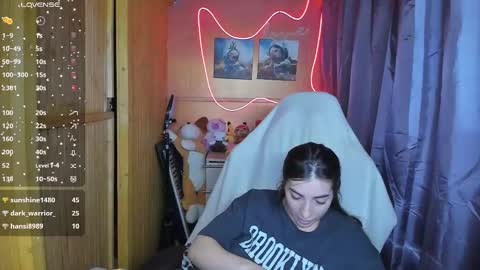 Snapshot of miss_tasy chatting on 02.22.25 Melanie January 15th is my birthday there will be an interesting show online show from 02.22.25