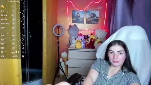 Snapshot of miss_tasy chatting on 10.14.25 Melanie January 15th is my birthday there will be an interesting show online show from 10.14.25